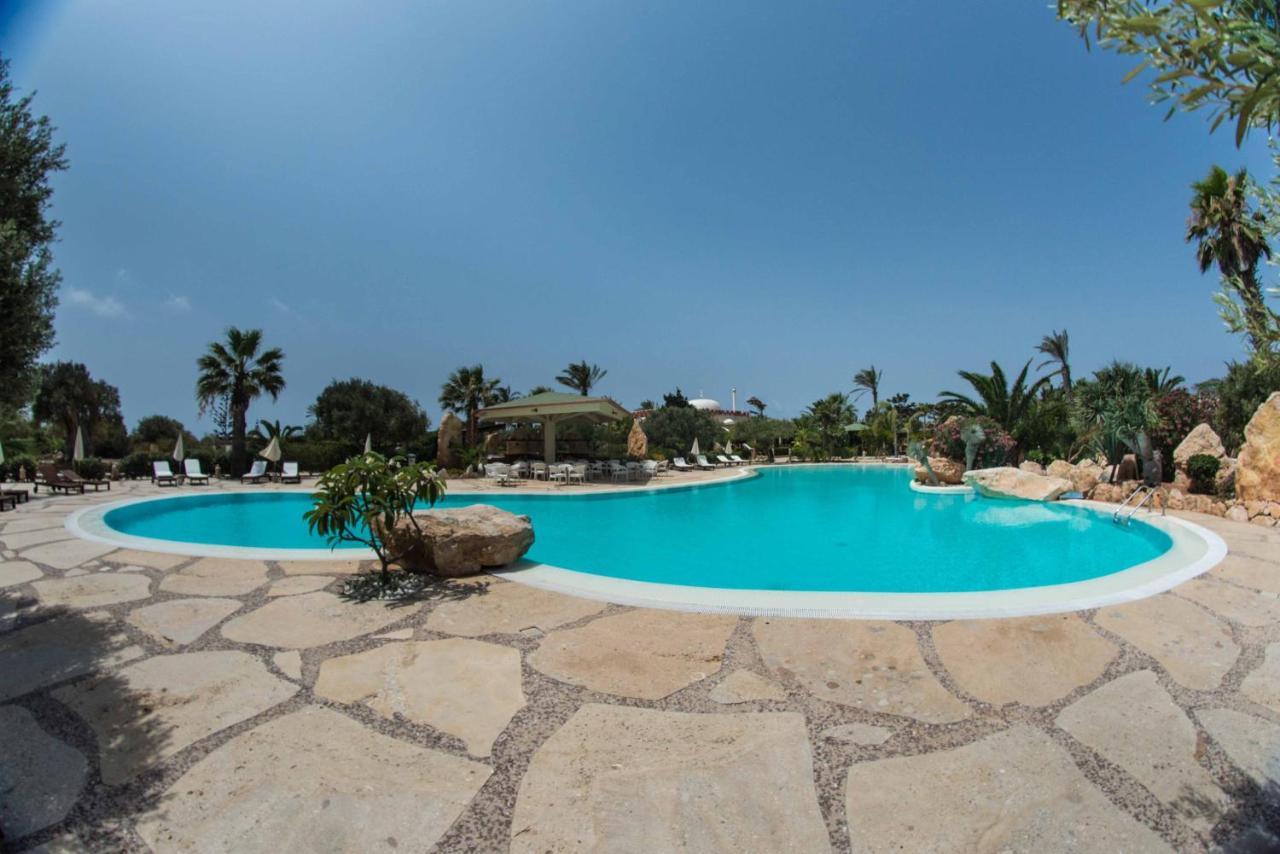 Cupola Bianca Resort LMP Eksteriør billede
