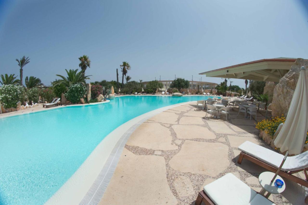 Cupola Bianca Resort LMP Eksteriør billede